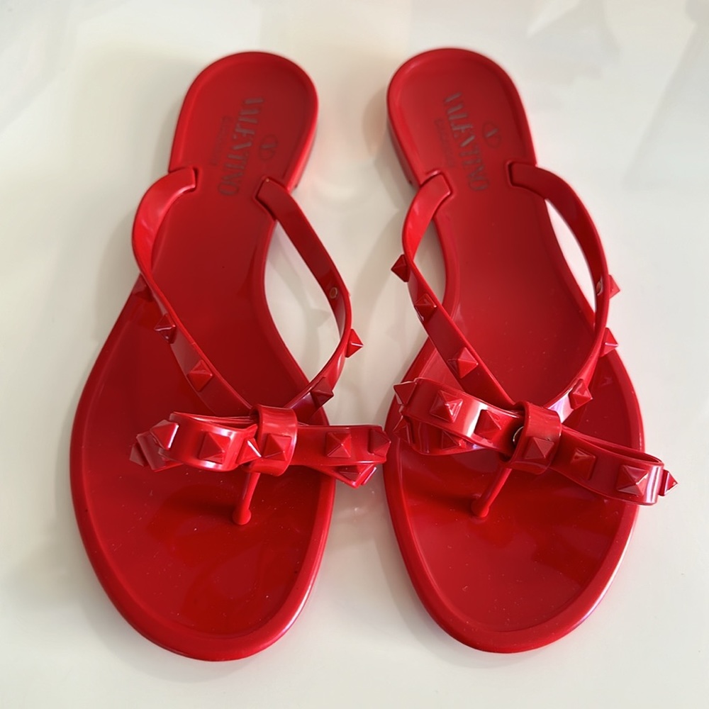 Valentino Garavani jelly PVC sandal with signature pyramid Rockstuds